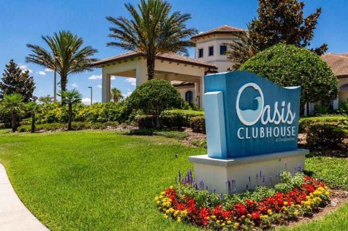 Image No.60-9 Bed Property for sale