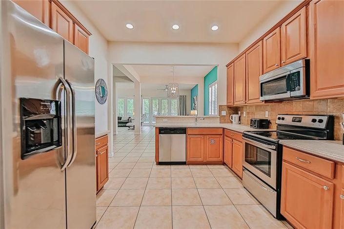 Image No.15-5 Bed Property for sale