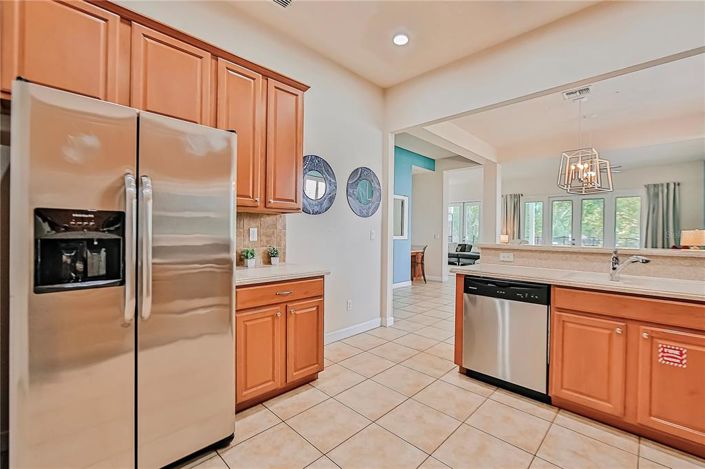 Image No.16-5 Bed Property for sale