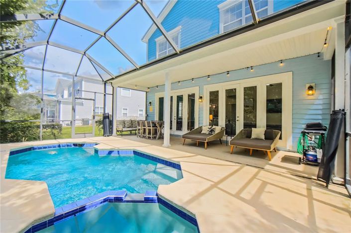 Image No.2-5 Bed Property for sale