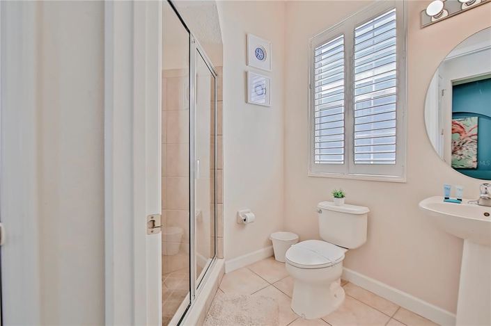 Image No.22-5 Bed Property for sale