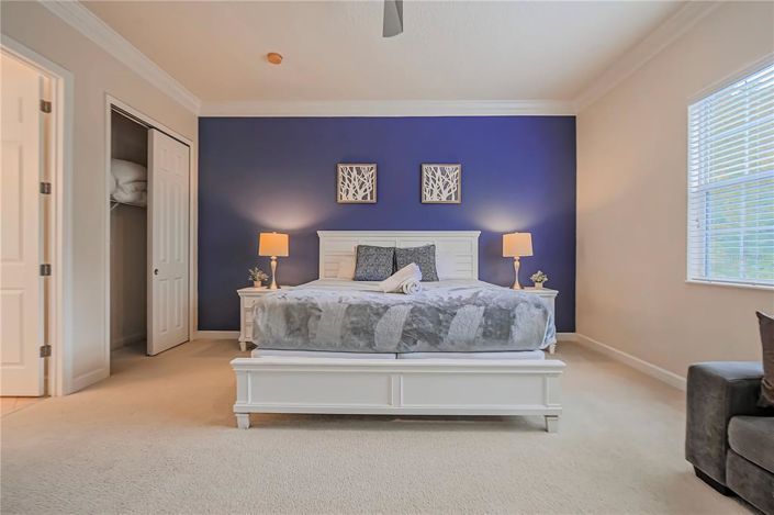 Image No.28-5 Bed Property for sale