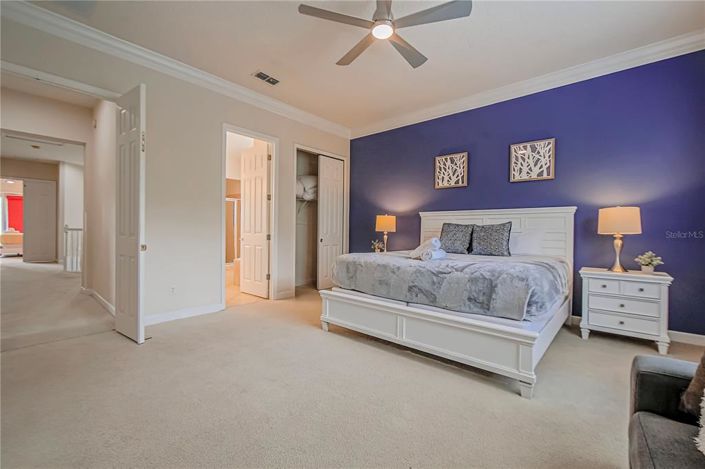 Image No.30-5 Bed Property for sale