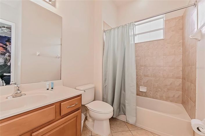 Image No.52-5 Bed Property for sale