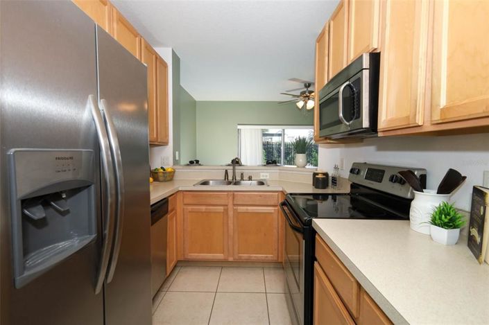 Image No.15-2 Bed Townhouse for sale