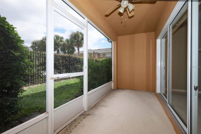 Image No.22-2 Bed Townhouse for sale