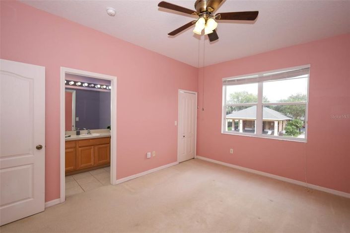 Image No.29-2 Bed Townhouse for sale