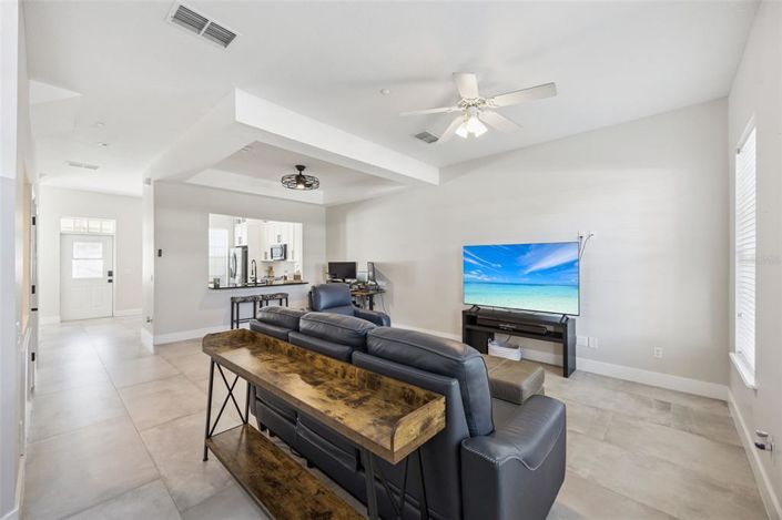 Image No.21-3 Bed Townhouse for sale