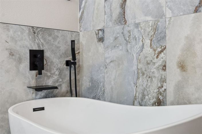 Image No.35-3 Bed Townhouse for sale