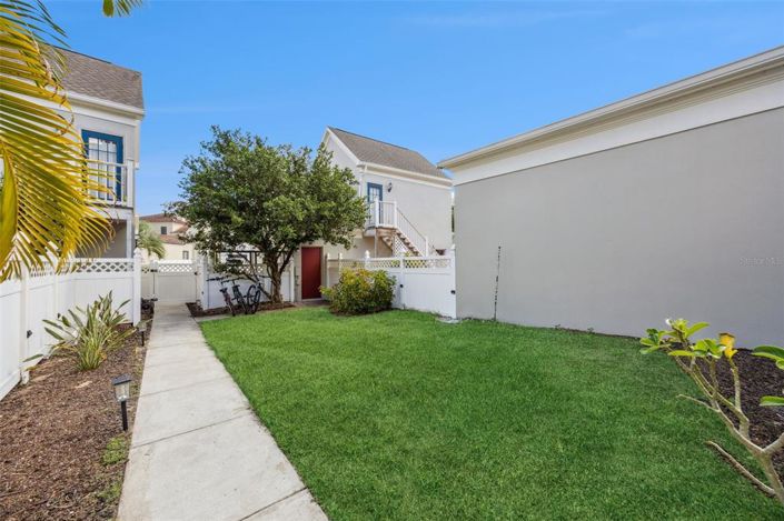 Image No.45-3 Bed Townhouse for sale