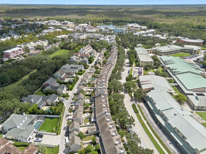 Image No.55-3 Bed Townhouse for sale