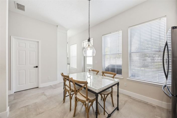 Image No.9-3 Bed Townhouse for sale