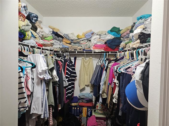 Image No.24-3 Bed Property for sale