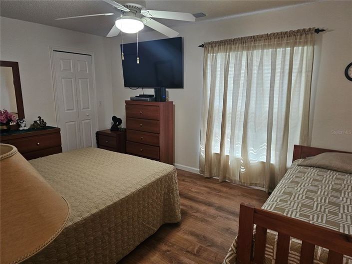 Image No.28-3 Bed Property for sale