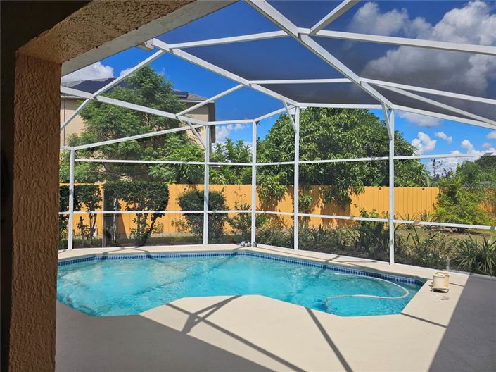 Image No.32-3 Bed Property for sale