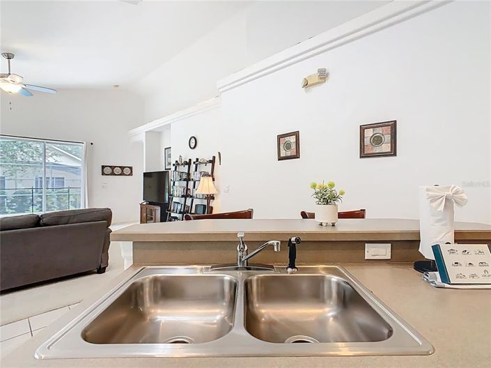 Image No.10-4 Bed Property for sale