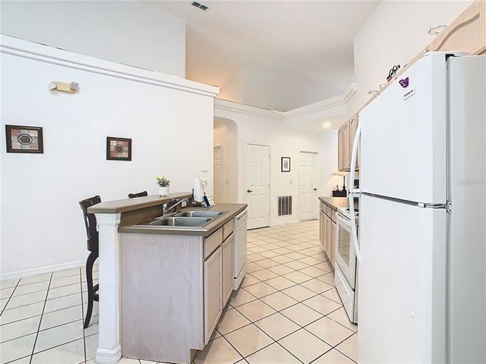 Image No.12-4 Bed Property for sale