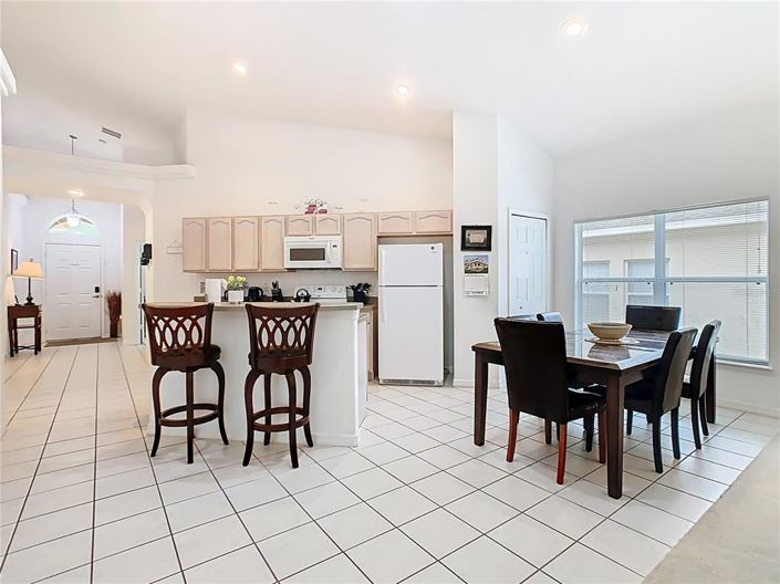 Image No.14-4 Bed Property for sale