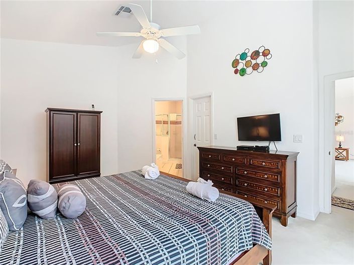 Image No.22-4 Bed Property for sale