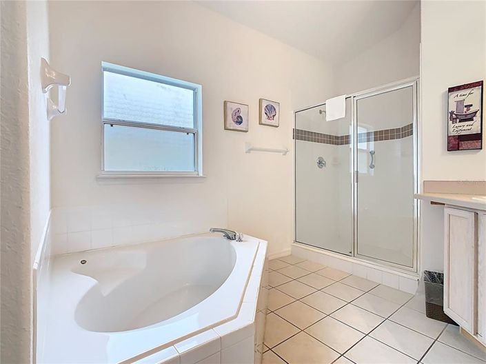 Image No.38-4 Bed Property for sale