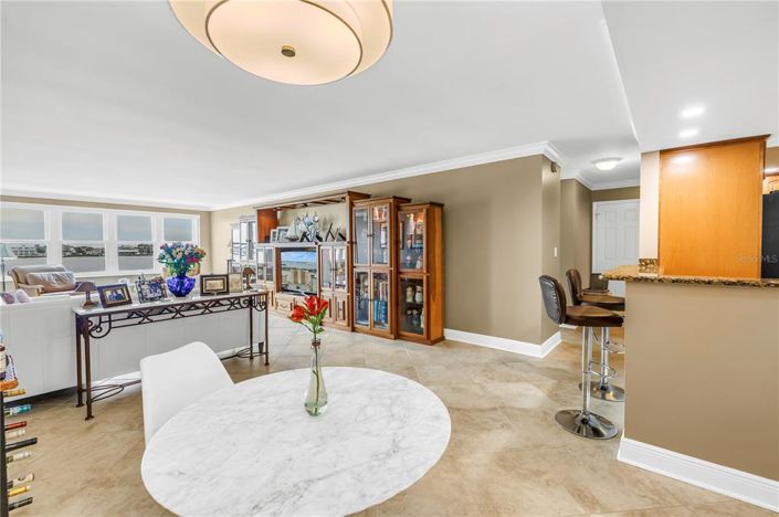 Image No.15-2 Bed Property for sale