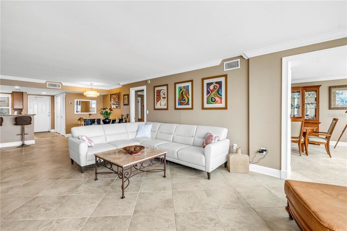 Image No.20-2 Bed Property for sale