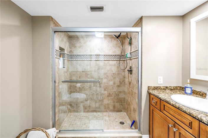 Image No.35-2 Bed Property for sale