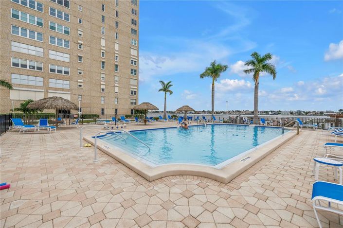 Image No.50-2 Bed Property for sale