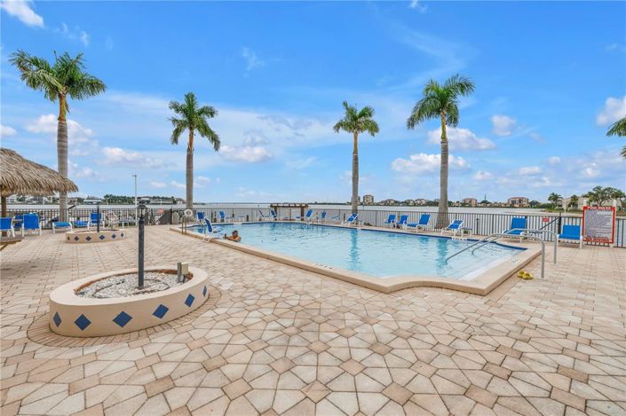 Image No.51-2 Bed Property for sale