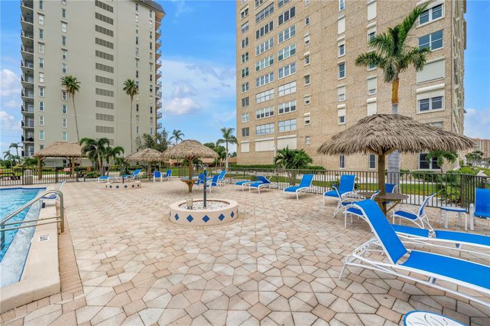 Image No.53-2 Bed Property for sale