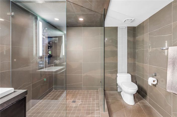 Image No.30-2 Bed Property for sale