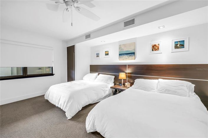 Image No.33-2 Bed Property for sale