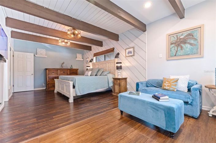 Image No.21-3 Bed Property for sale