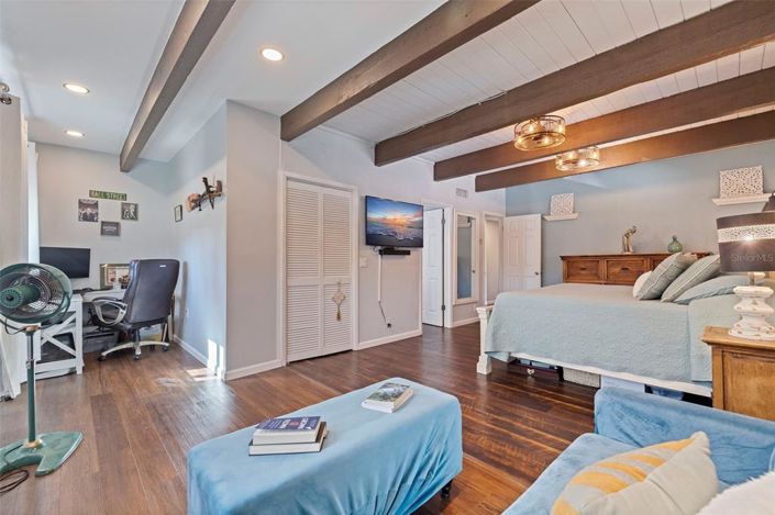 Image No.22-3 Bed Property for sale