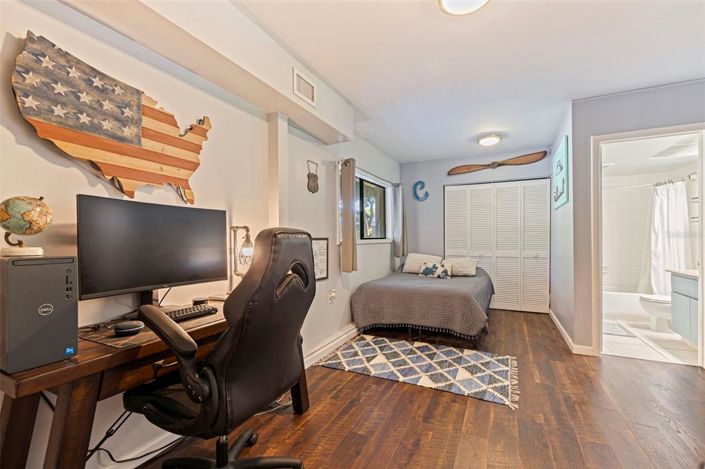 Image No.29-3 Bed Property for sale