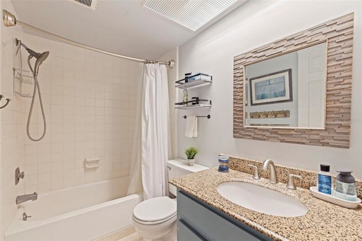 Image No.30-3 Bed Property for sale