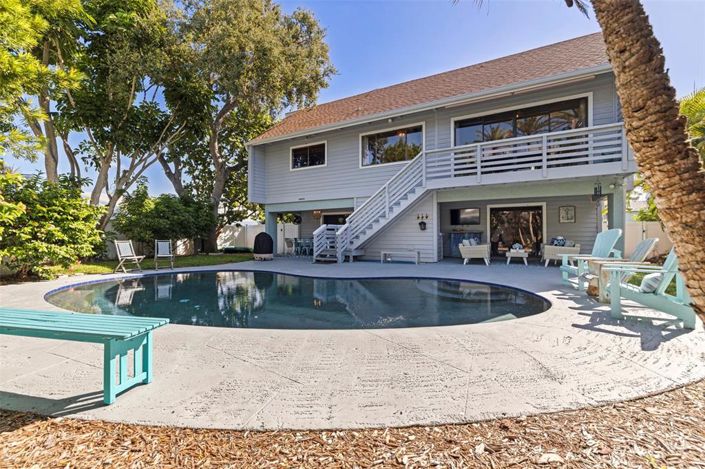 Image No.34-3 Bed Property for sale