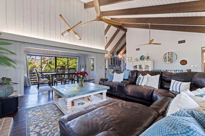 Image No.8-3 Bed Property for sale