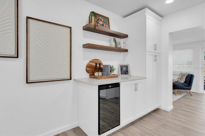 Image No.15-3 Bed Property for sale