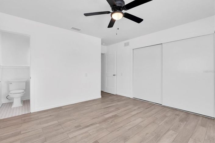 Image No.26-3 Bed Property for sale