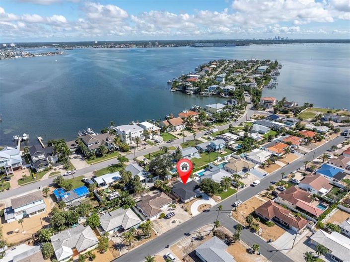 Image No.40-3 Bed Property for sale