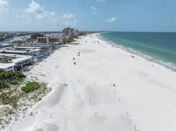 Image No.50-3 Bed Property for sale