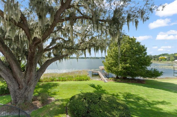 Image No.2-5 Bed Property for sale