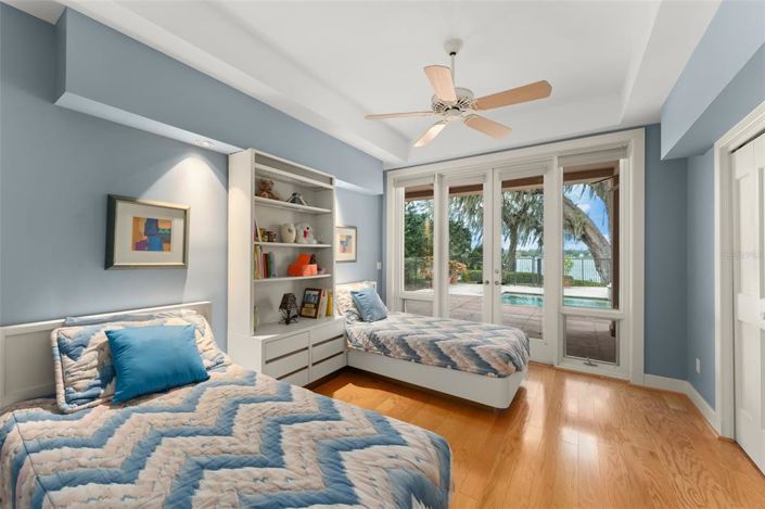 Image No.33-5 Bed Property for sale