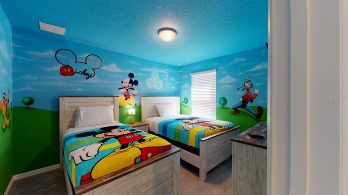 Image No.2-7 Bed Property for sale