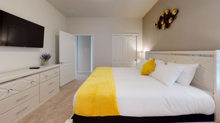 Image No.45-7 Bed Property for sale