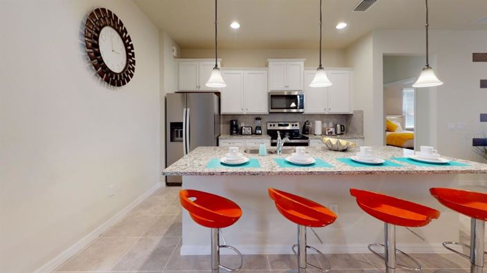 Image No.48-7 Bed Property for sale