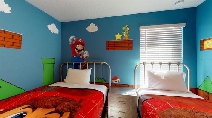 Image No.9-7 Bed Property for sale