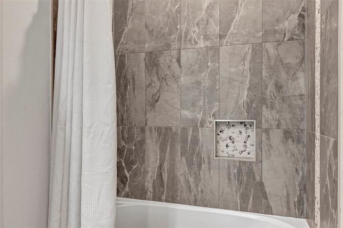 Image No.39-4 Bed Property for sale