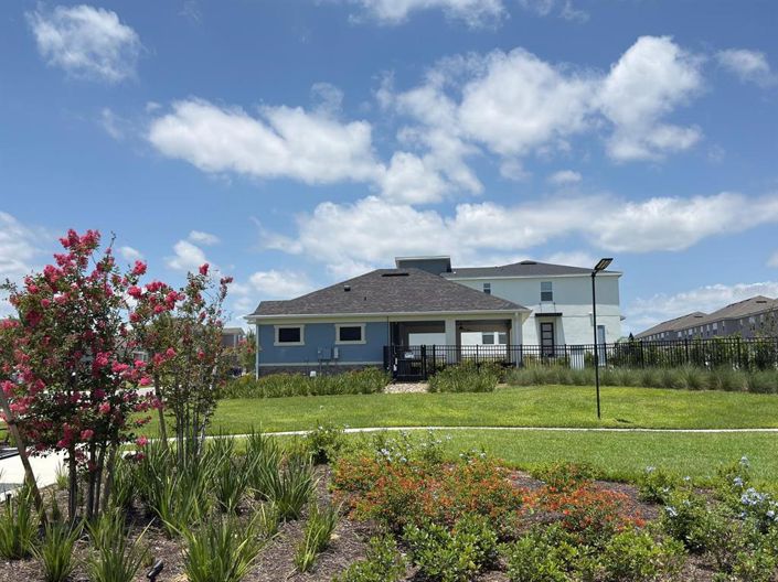 Image No.30-3 Bed Townhouse for sale